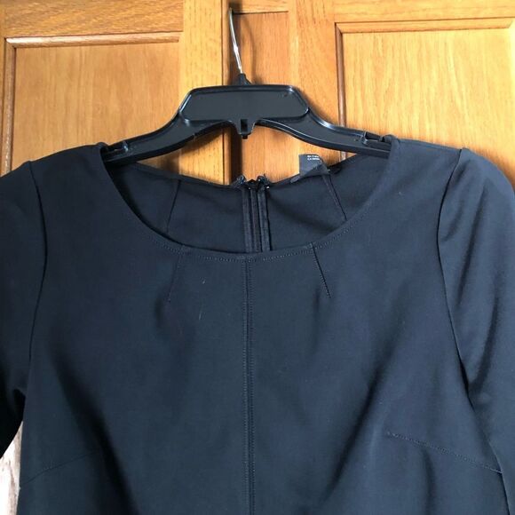 Club Monaco Scoop Neck Ruffle Silk Hem Blouse - S - Picture 3 of 12